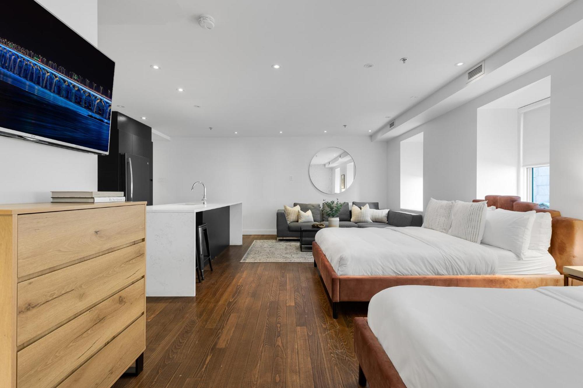 The Francois Xavier-old 4* Montreal